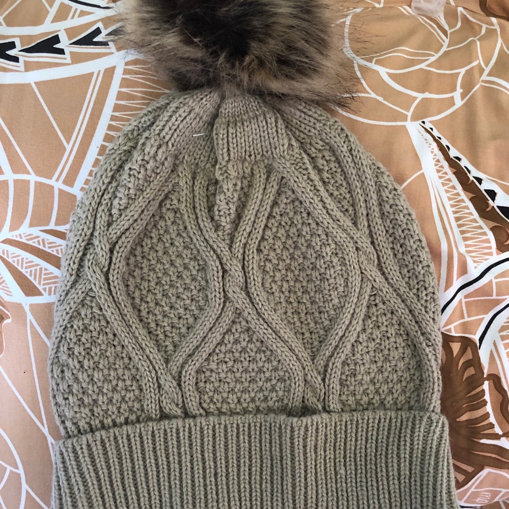 Beanie (tan)